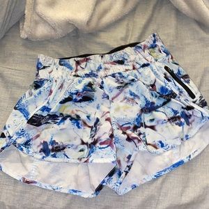 Lu lu lemon tracker short